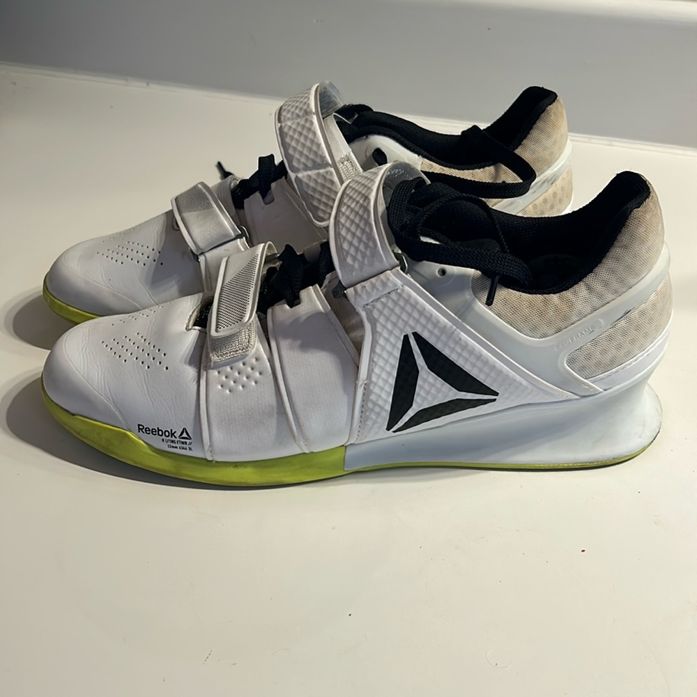 Men’s Reebok 22mm lifting shoes